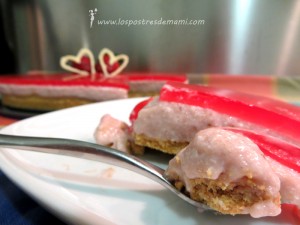 Tarta mousse de fresa