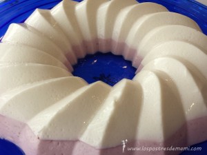 Tarta de fresas con nata